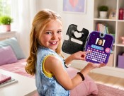 Capture your outfit with photos and videos, add fun filters, and keep your journal private with a passcode or face recognition. Capture your outfit with photos and videos, add fun filters, and keep your journal private with a passcode or face recognition.