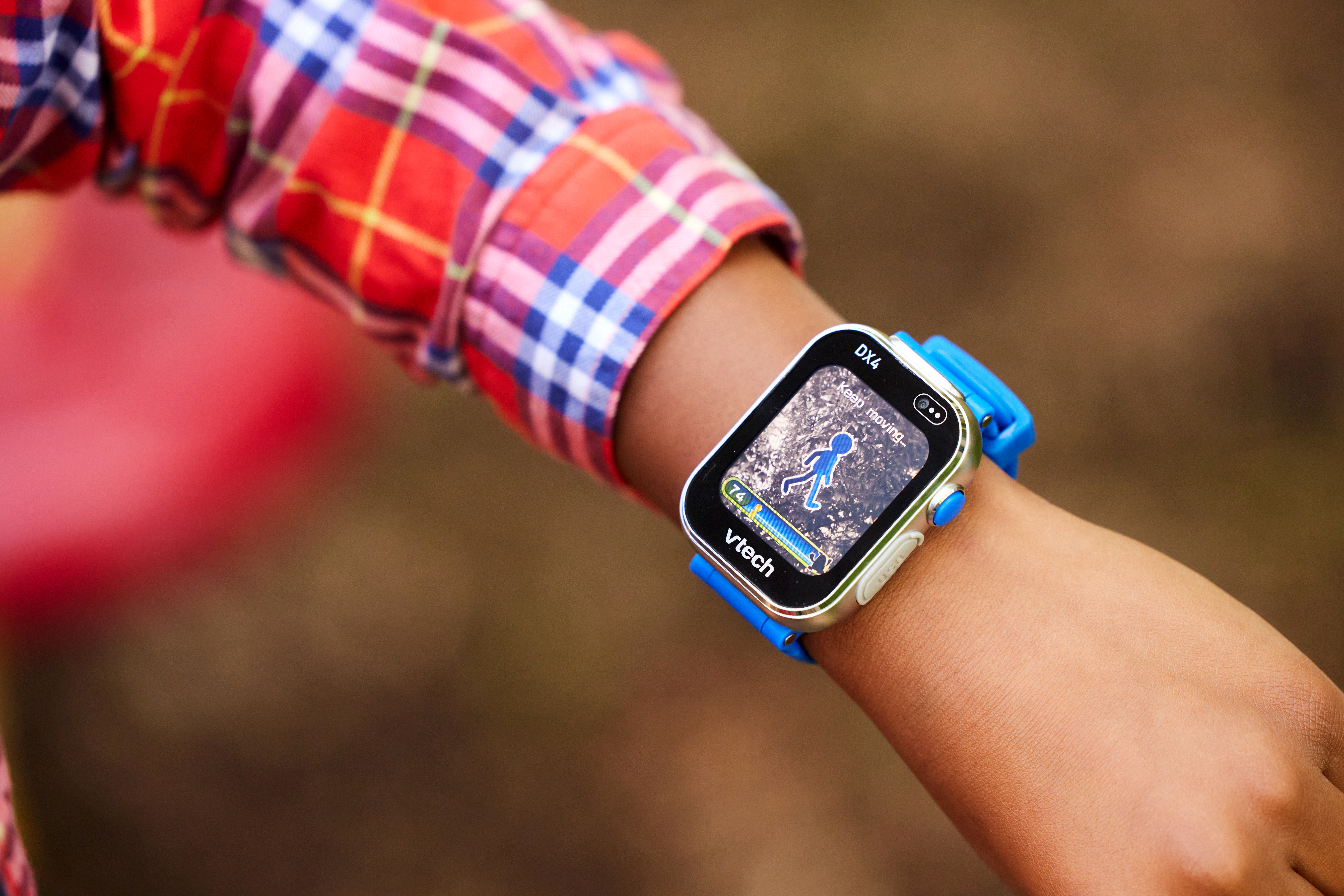 Built-in pedometer that tracks total steps and activity time, encouraging children to stay active and enjoy more playful movement.