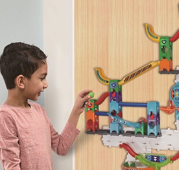Marble Rush playset that can be stuck to vertical surfaces!
