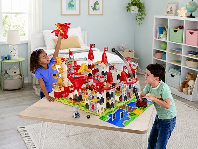 Dragon themed playset including 172 multicoloured building pieces, 10 marbles and castle decorations. Dragon themed playset including 172 multicoloured building pieces, 10 marbles and castle decorations.